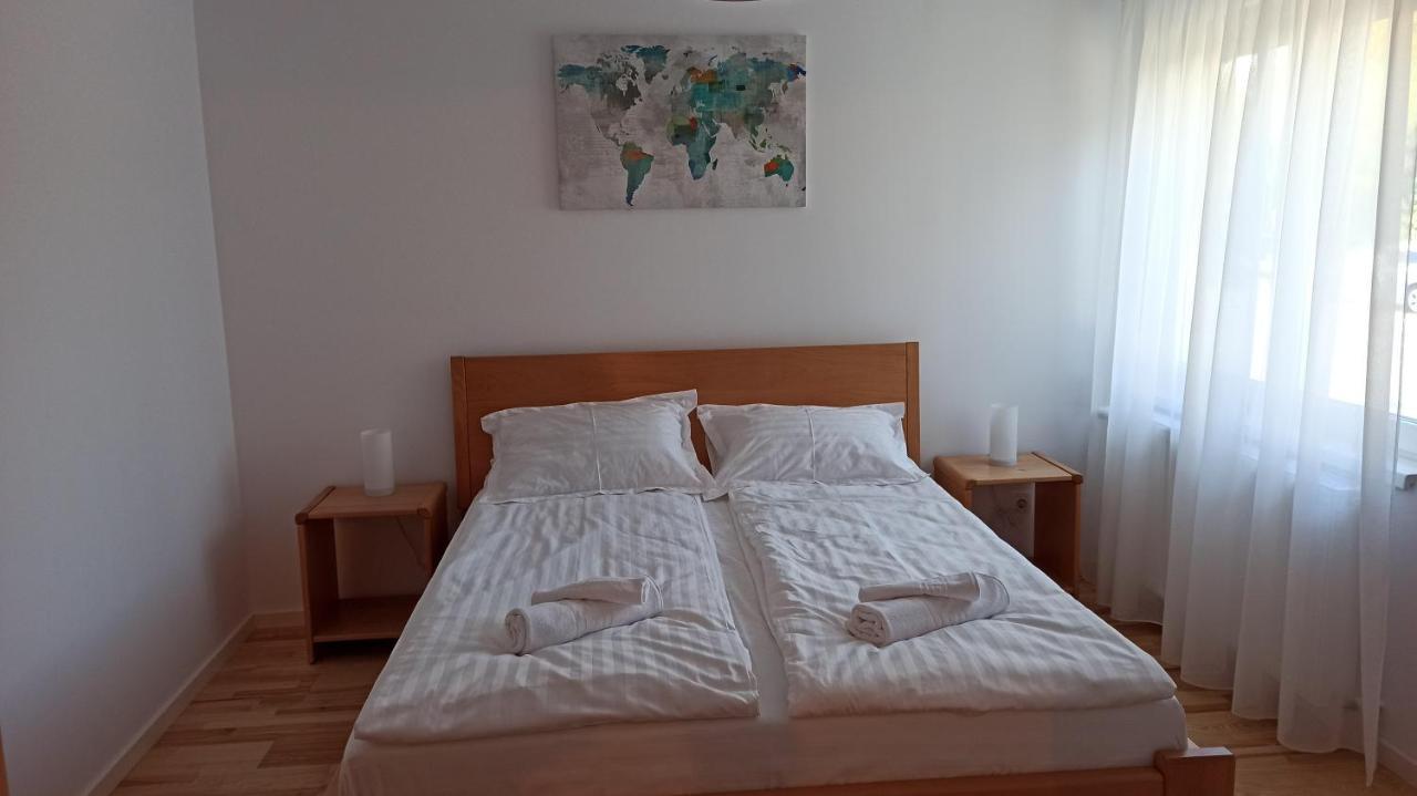 Chrysanthemum Appartement Sighişoara Buitenkant foto